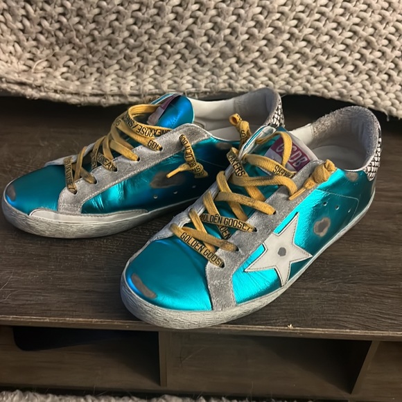 Golden Goose Sneakers - Picture 3 of 6